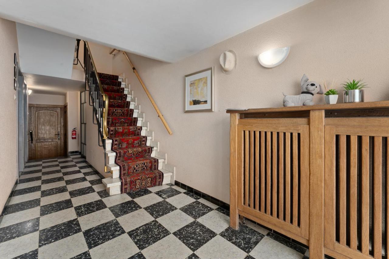 Ruime Woning 10P Met Zonnige Tuin & Nabij Strand Blankenberge Exterior photo